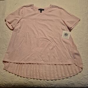 Ellen Tracy women's XL light pink shirt, pleated back dressy office attire NWT